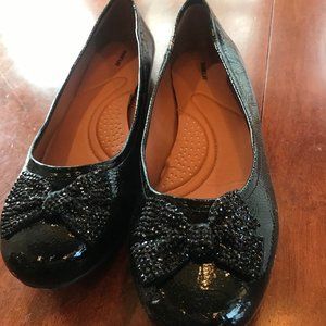 Black sparkly flats